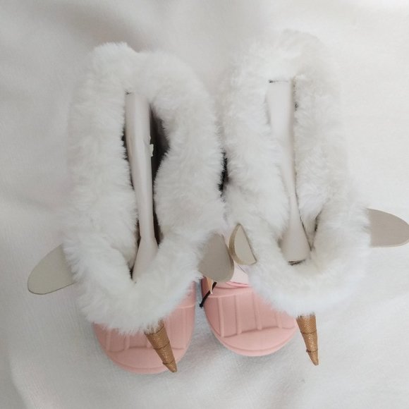 🎉 HOST PICK 🎉Toddler snow boots NWT - Picture 2 of 6